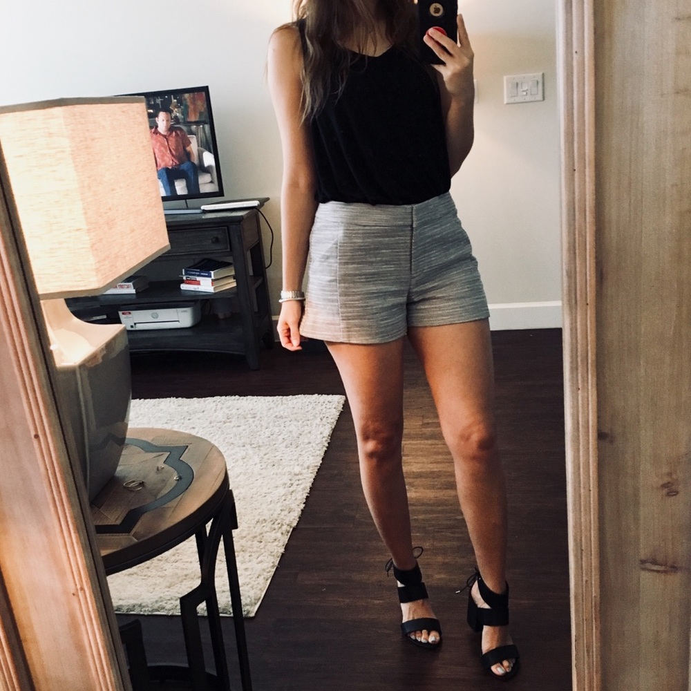 LOFT | Shorts - Picture 2 of 6